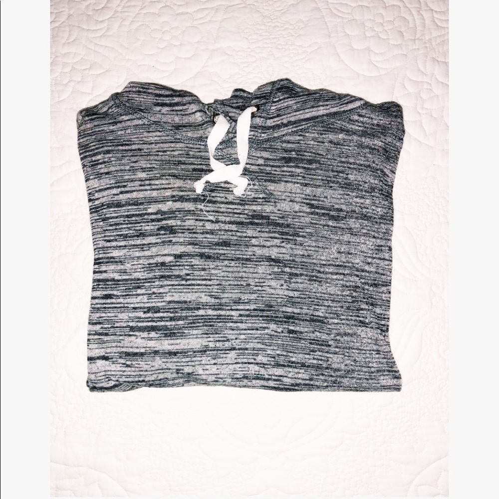 Grey sweatshirt